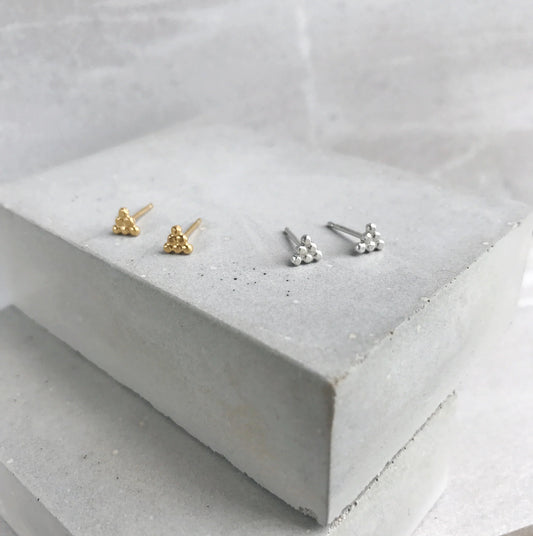 Dot Pyramid earrings - Silver